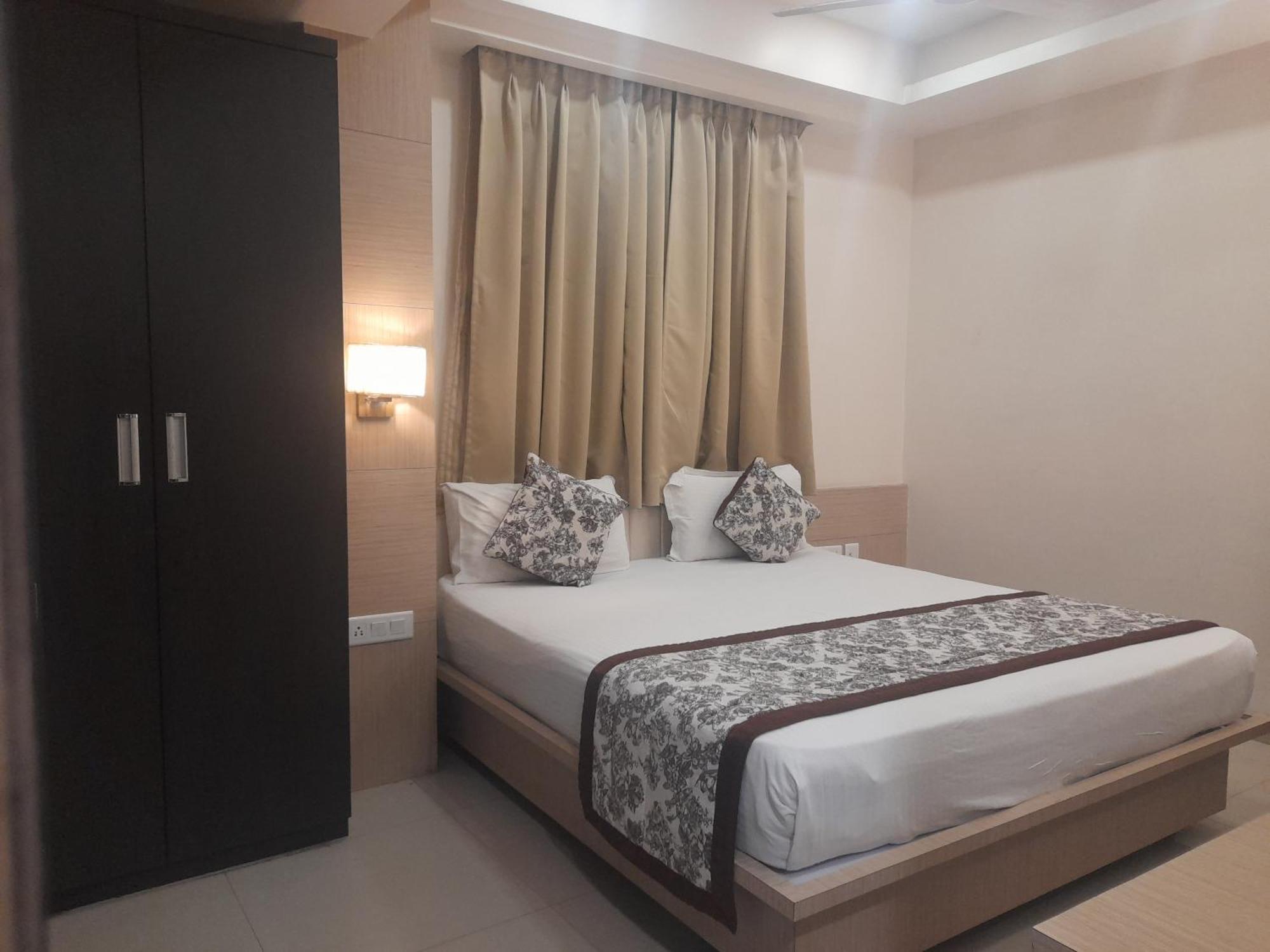 Variety Inn باتنا المظهر الخارجي الصورة