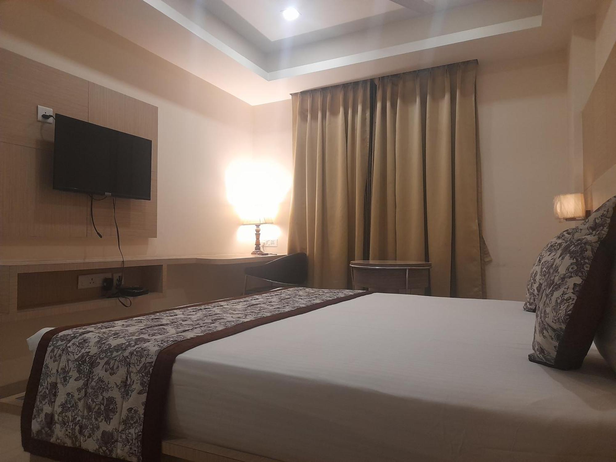 Variety Inn باتنا المظهر الخارجي الصورة